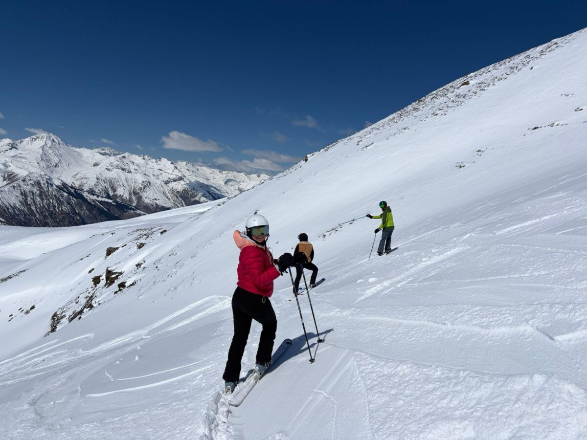 Spending a winter season in Meribel is about so much more than skiing. From unforgettable apres afternoons to lifelong friendships and mountain birthdays, every seasonaire story is completely unique.