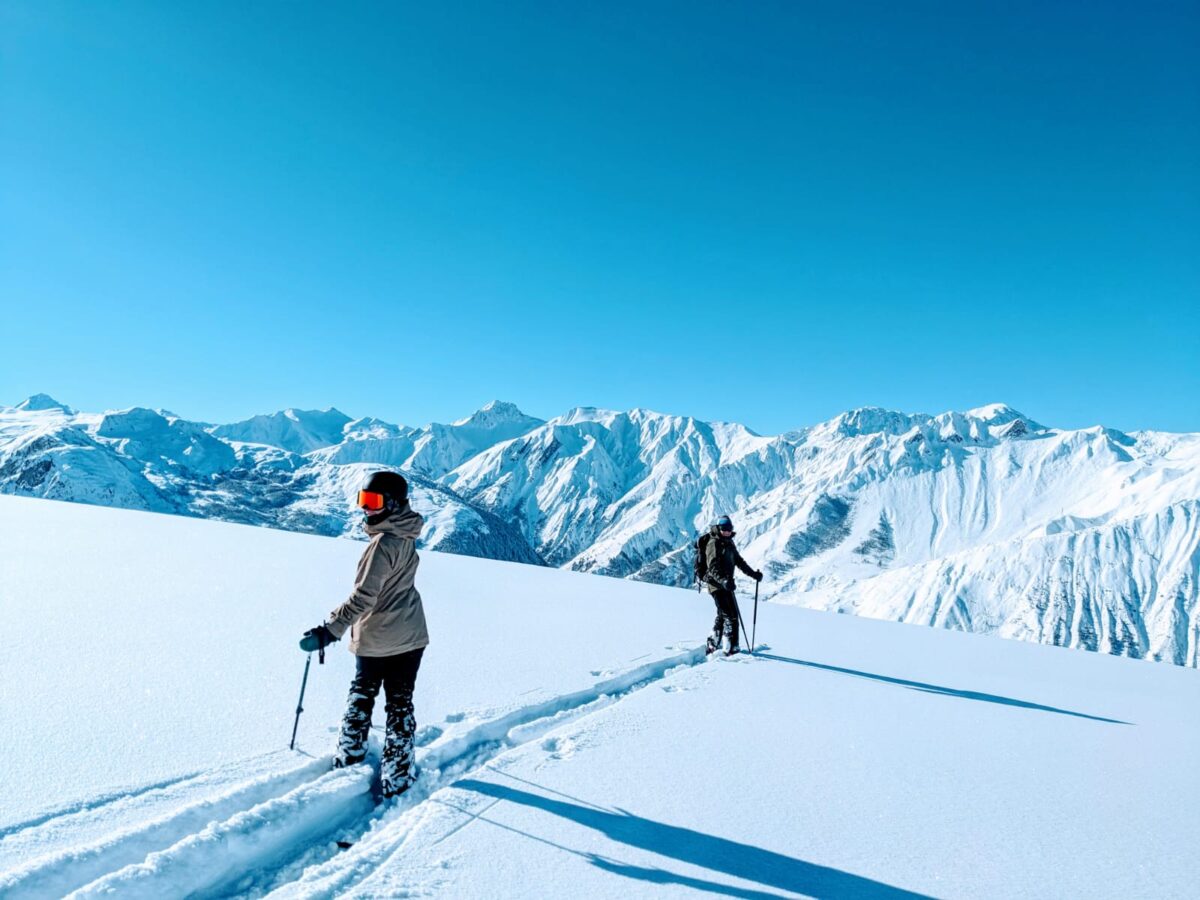 Off piste skiing in Meribel in March
