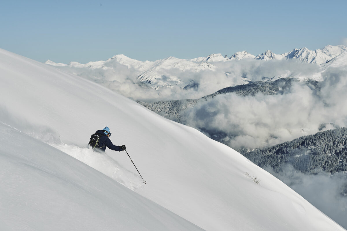 off piste skiing in Meribel