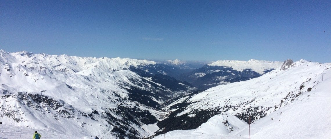 Snow Report by Ski Basics 028