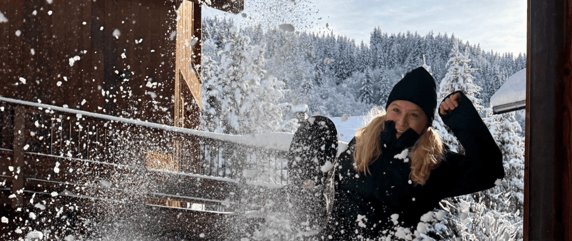Spending a winter season in Meribel is about so much more than skiing. From unforgettable apres afternoons to lifelong friendships and mountain birthdays, every seasonaire story is completely unique.
