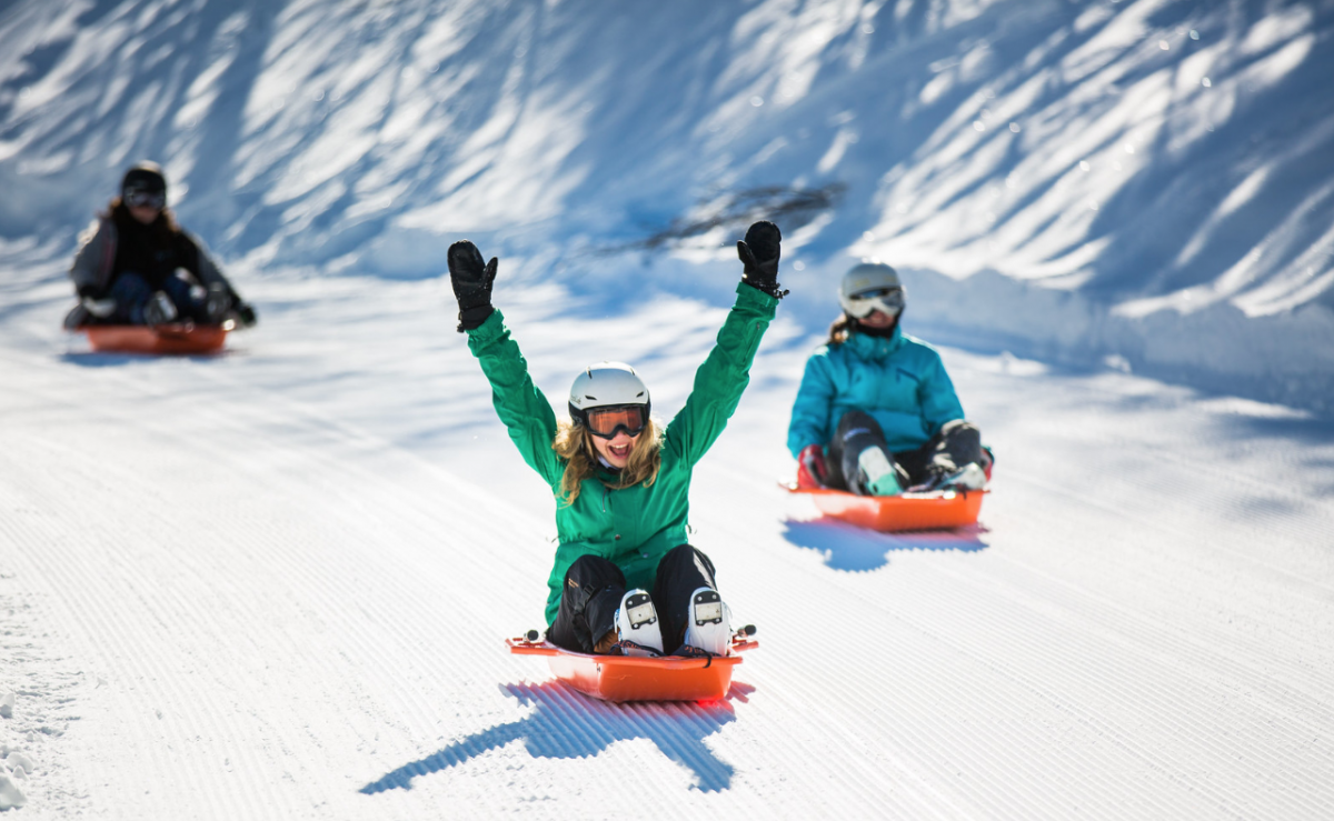 how to plan a group ski trip - other activities 