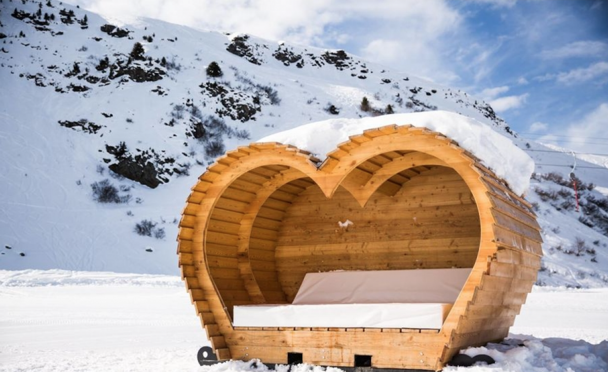 Meribel snug