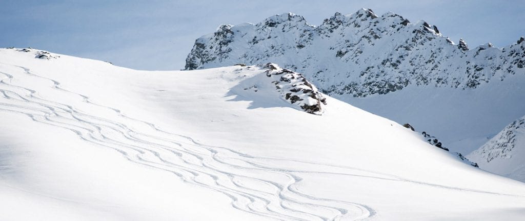 Skiing tips for beginners to ensure you hit the slopes running